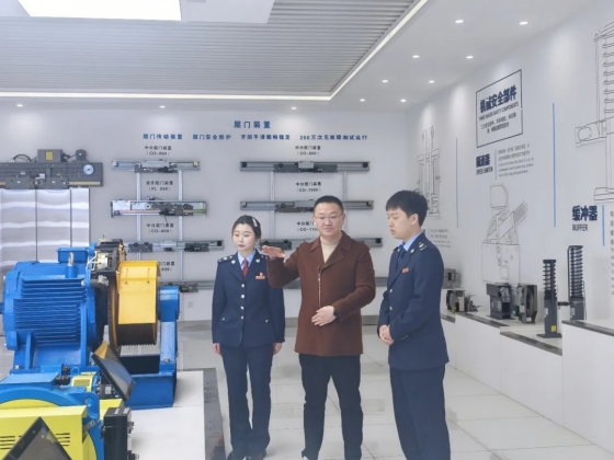 3_副本丰.jpg
